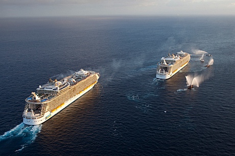 The Allure of the seas pictures