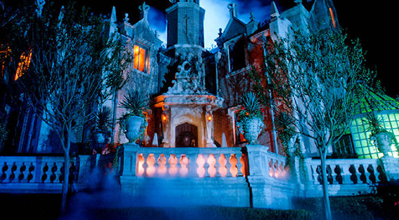 Disney's Haunted Mansion ride review
