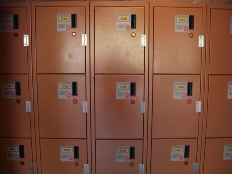 Islands of Adventure storage lockers