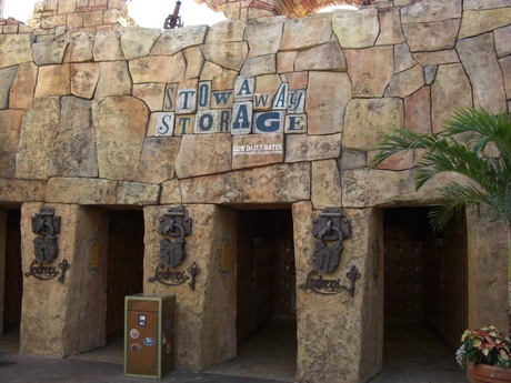 Islands of Adventure storage lockers